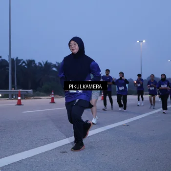 Runner Photo 7335323