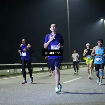 Runner Photo 7335339