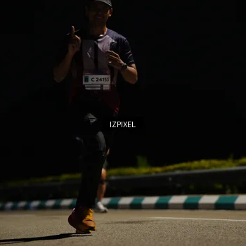 Runner Photo 7335342