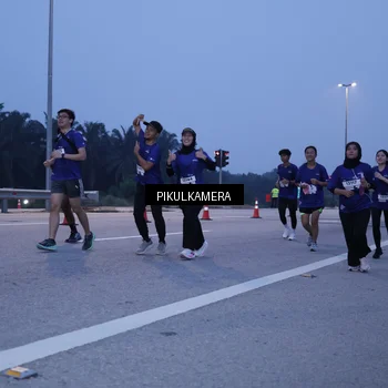 Runner Photo 7335382