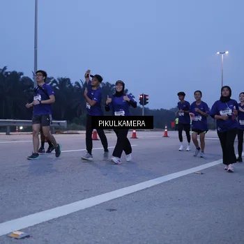 Runner Photo 7335398