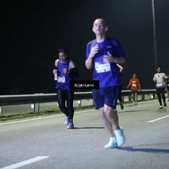 Runner Photo 7335412