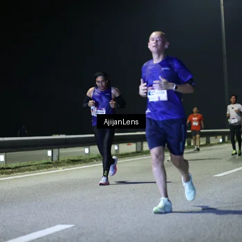 Runner Photo 7335413