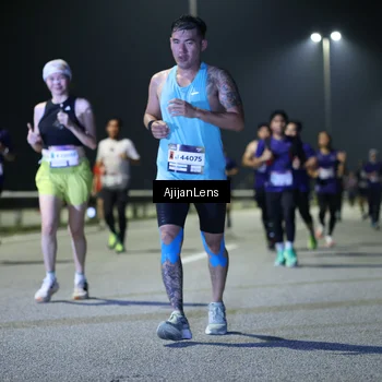 Runner Photo 7335424