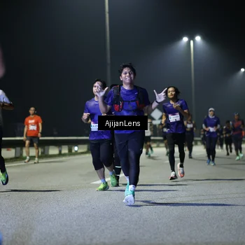 Runner Photo 7335427