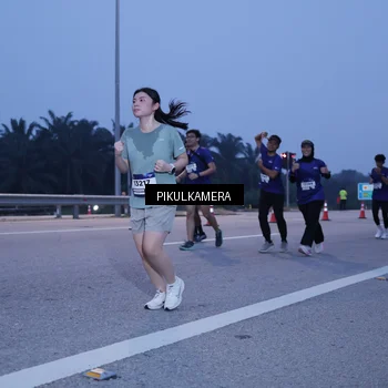 Runner Photo 7335439