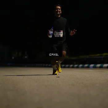 Runner Photo 7335485