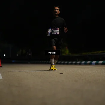 Runner Photo 7335496