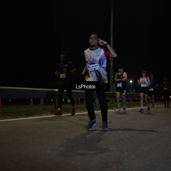 Runner Photo 7335528