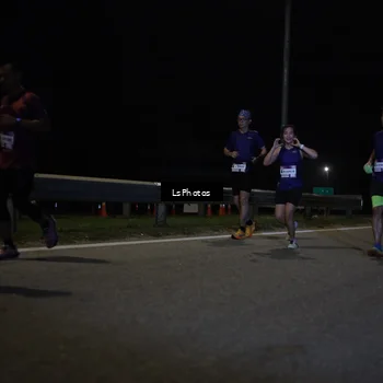 Runner Photo 7335543
