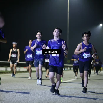 Runner Photo 7335653