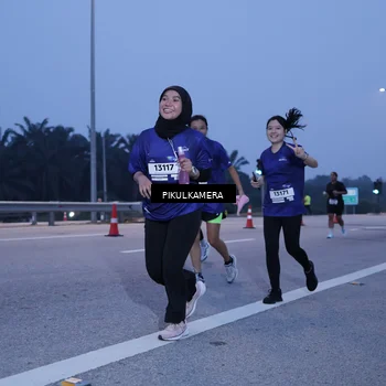Runner Photo 7335662