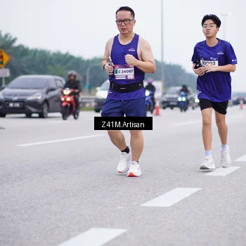 Runner Photo 7335667
