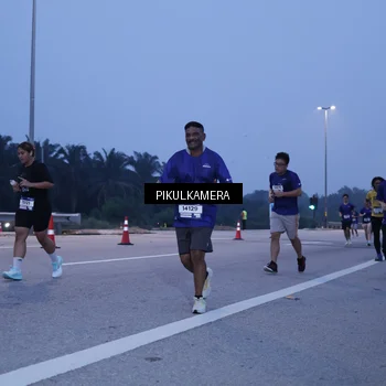 Runner Photo 7335672