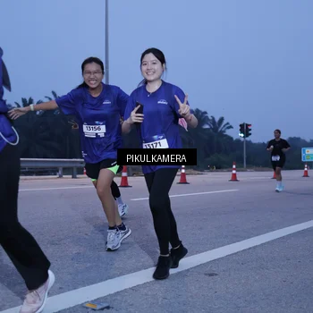 Runner Photo 7335685