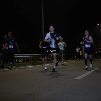 Runner Photo 7335688