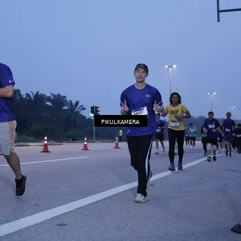 Runner Photo 7335755