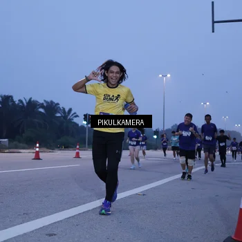 Runner Photo 7335804