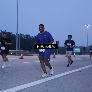 Runner Photo 7335836