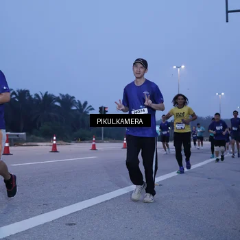 Runner Photo 7335837