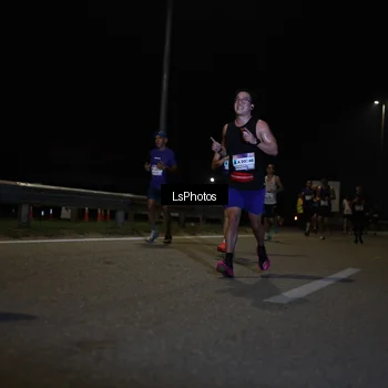 Runner Photo 7335871