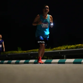 Runner Photo 7335888