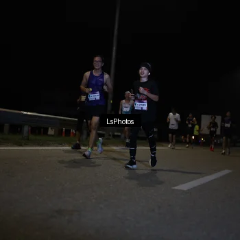 Runner Photo 7335909