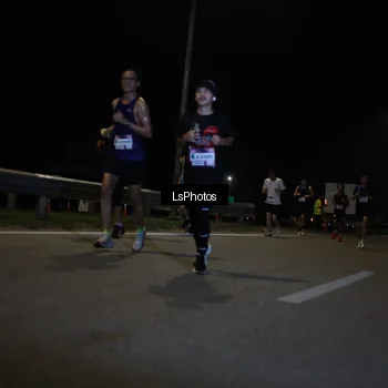 Runner Photo 7335918