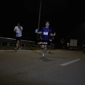 Runner Photo 7335932
