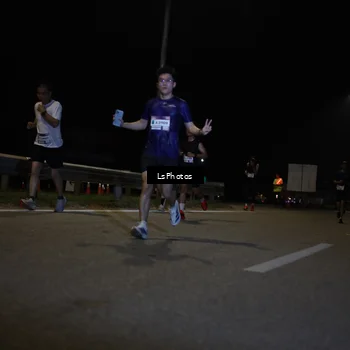 Runner Photo 7335940