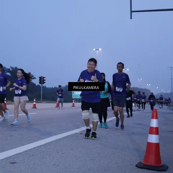 Runner Photo 7335989
