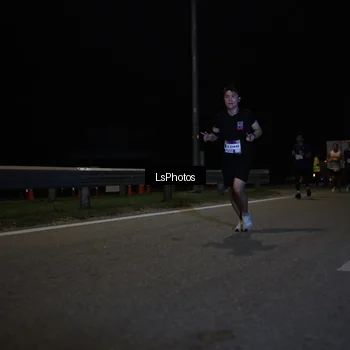 Runner Photo 7336010