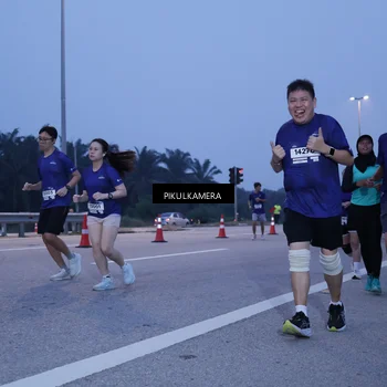 Runner Photo 7336011