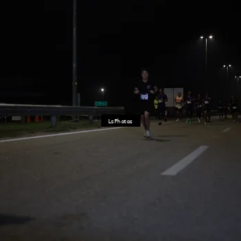 Runner Photo 7336031