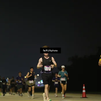 Runner Photo 7336054