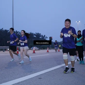 Runner Photo 7336058