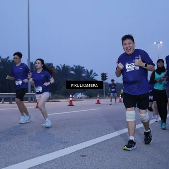 Runner Photo 7336081