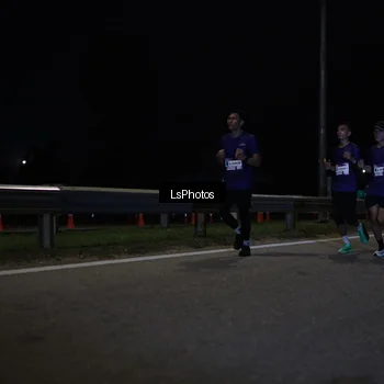 Runner Photo 7336095
