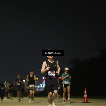 Runner Photo 7336114