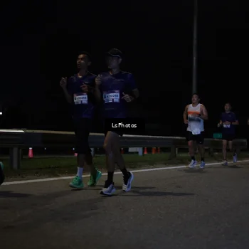 Runner Photo 7336117