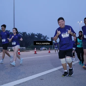 Runner Photo 7336120