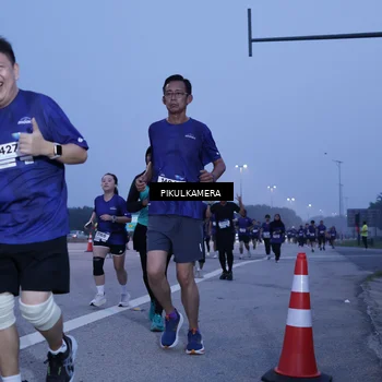 Runner Photo 7336129