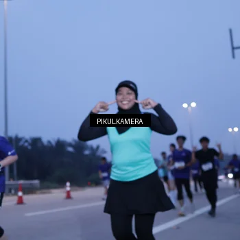 Runner Photo 7336211