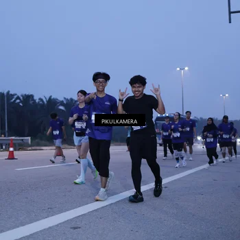 Runner Photo 7336235