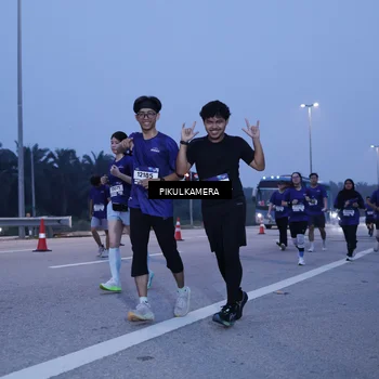 Runner Photo 7336254