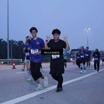 Runner Photo 7336308