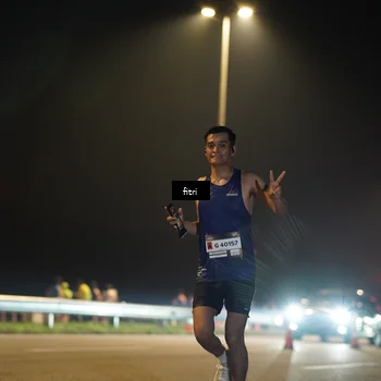 Runner Photo 7336425