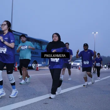 Runner Photo 7336551