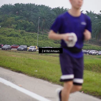 Runner Photo 7336640