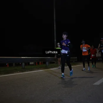 Runner Photo 7336684